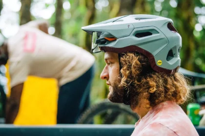 Casco Tactic Specialized, recensione BIKELY